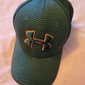 Under Armour hat, size M/L